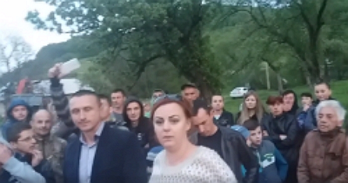 Сімеряни повстали проти системи, яка знищує їхній ліс і веде село до екологічної катастрофи