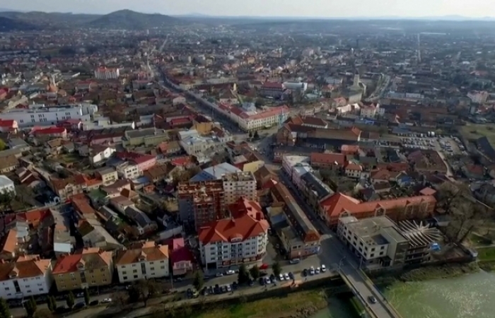 Нардепи перейменували Мукачеве на Мукачево