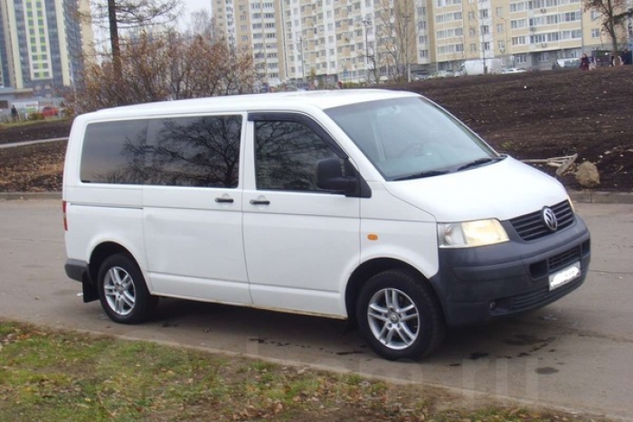 Гість з "Великої України" поцупив службове авто у місті над Тисою