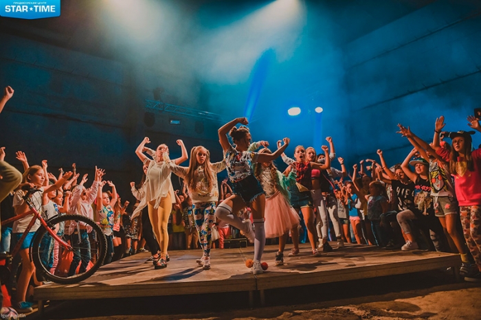 Хто з юних закарпаток не мріє стати супермоделлю! 