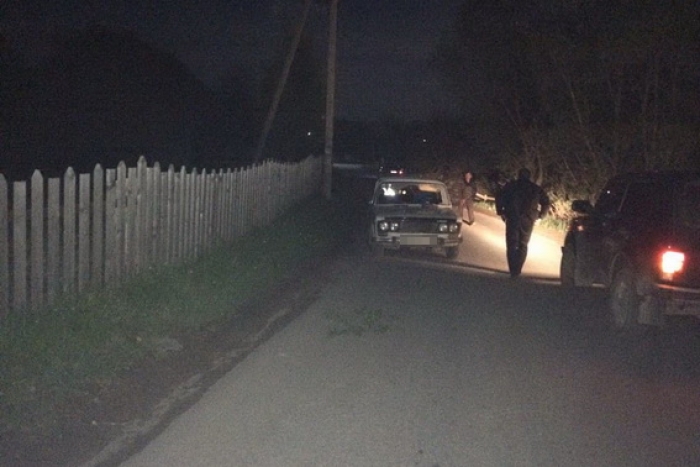 На Рахівщині п’яний водій на "шістці" травмував маму з немовлям