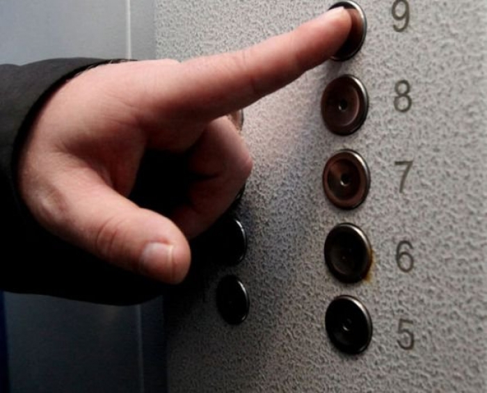 В Ужгороді відновили роботу чотирьох ліфтів