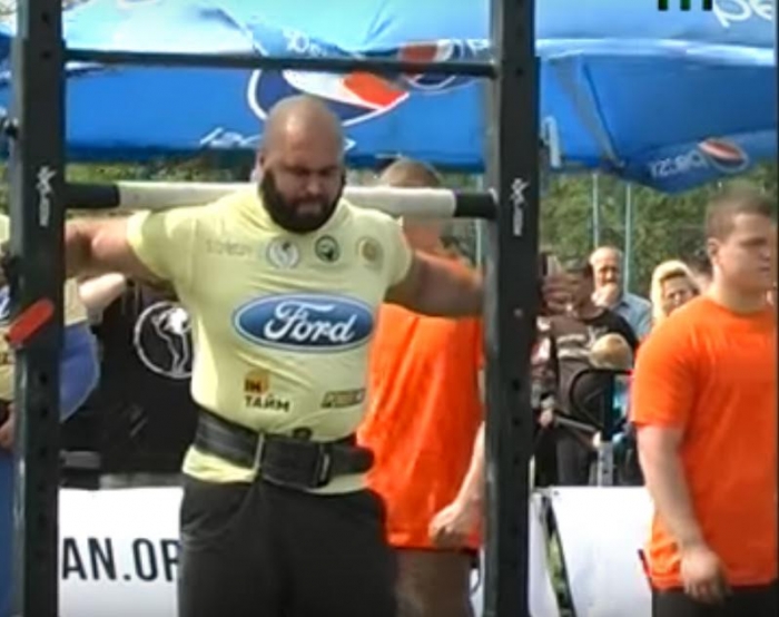 В Сторожниці пройшов Кубок України зі стронгмену