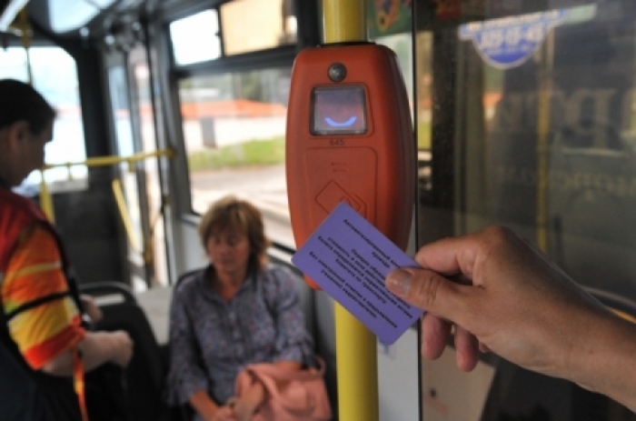 Ужгородці стали ще на крок ближче до запровадження електронного квитка в міському транспорті