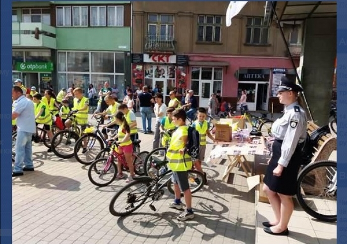 Літо на Закарпатті розпочалося з яскравого свята для юних велосипедистів