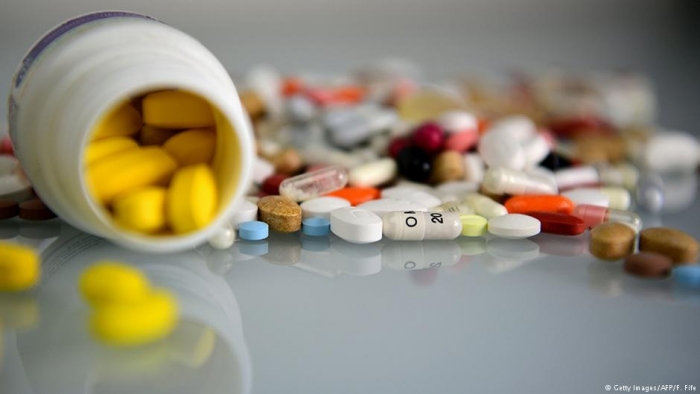 Закарпатські митники вилучили в українця обмежені до ввезення медпрепарати