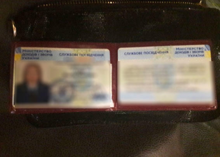 Закарпатська митна інспекторша не хабарниця, а лише свідок!