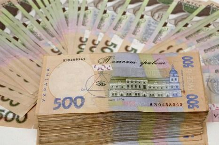 В Ужгороді дві "позичальниці" видурили в чоловіка майже півтора мільйона!