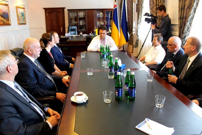 Поляки готові допомогти Закарпаттю завершити будівництво туберкульозного диспансеру у Нижній Апші