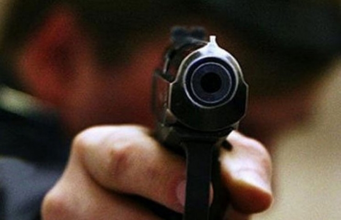 "Дикий Захід": рахівчанин із пістолета розстріляв вікна чотирьох помешкань райцентру