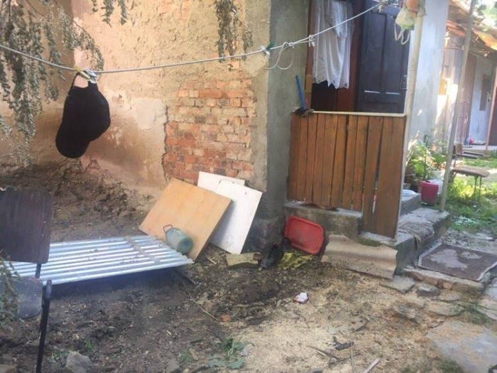 Двоє берегівчан відгамселили чоловіка та викрали в нього електро-пилу