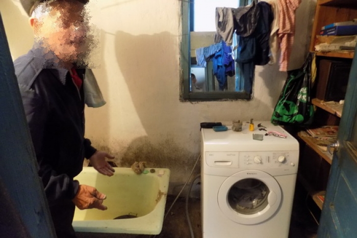 У закарпатського пенсіонера поцупили з домівки 9 тисяч гривень