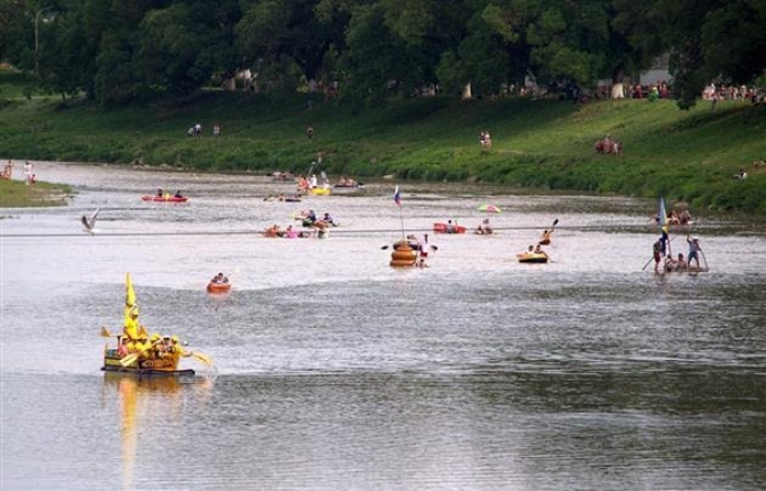 Організатори запрошують взяти участь у «веселій ужгородській регаті»