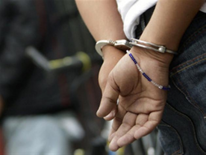 Поцуплені у закарпатки плити крадій здав на металобрухт 