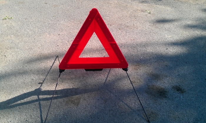 На Закарпатті байк злетів з дороги в потічок — водій загинув