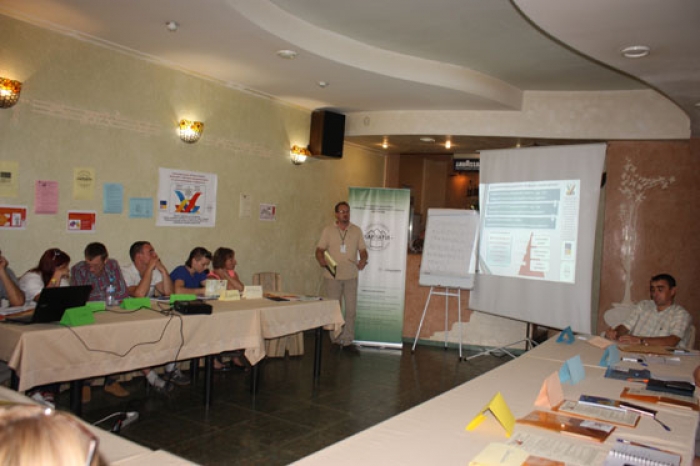 Чи залишається Закарпаття мирним і толерантним регіоном, "розбиралися" в Ужгороді