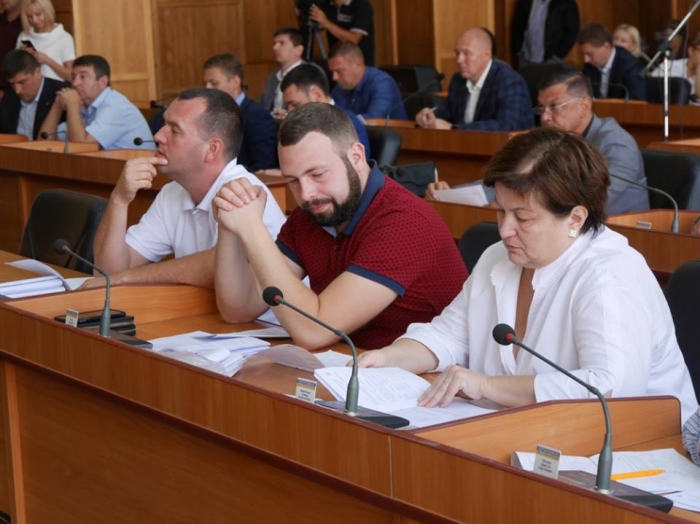 Ужгородська міськрада: внесено зміни у Програму виготовлення технічної документації на багатоквартирні будинки