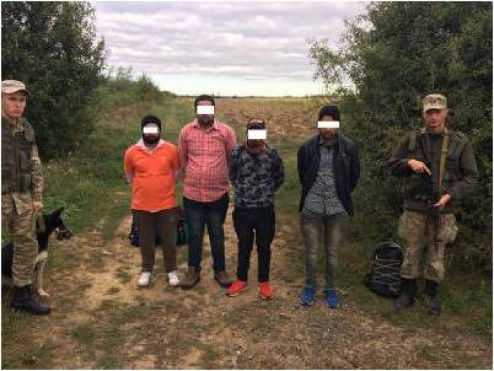 Нелегальний "квартет" з далекої Індії через Закарпаття на Захід не пройшов!