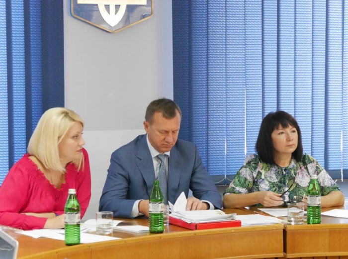 Офіційно про нічний режим роботи окремих гастрономічних "точок"  в Ужгороді