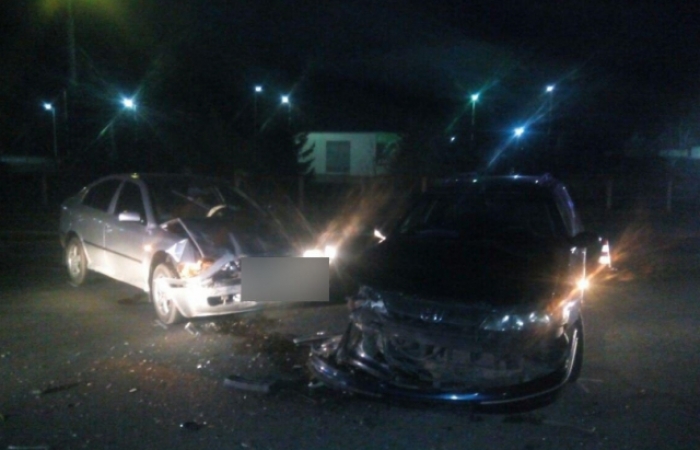 Грудну дитину забрала "швидка" після "розбірок" двох іномарок у місті над Латорицею