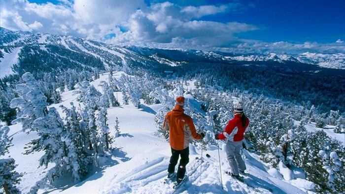 На Закарпатті у вихідні і сніжитиме, й визиратиме з-за хмар сонечко