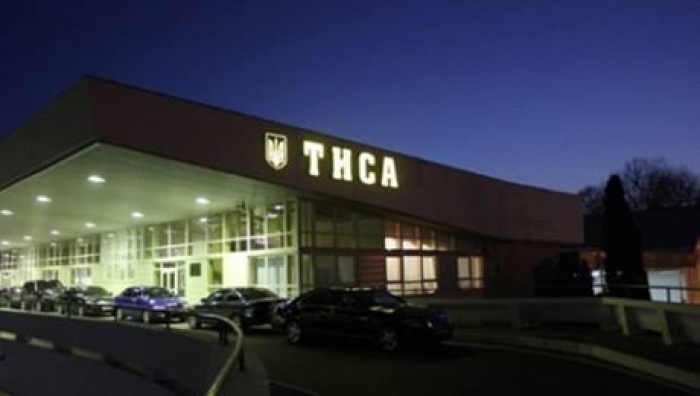 Липовий штамп у закордонному паспорті був "зімітований" з допомогою простої монети!