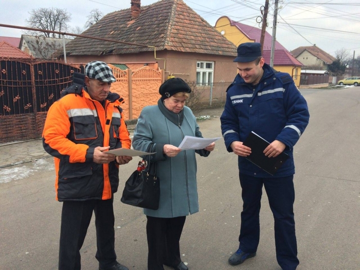 Одразу у п’яти районах закарпатські рятувальники пропагували безпечне життя