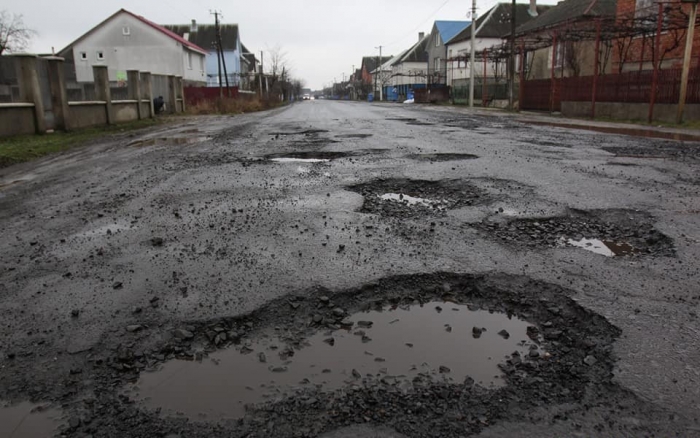 Понад 218 млн грн з Держбюджету "вкатають" цьогоріч у закарпатські дороги