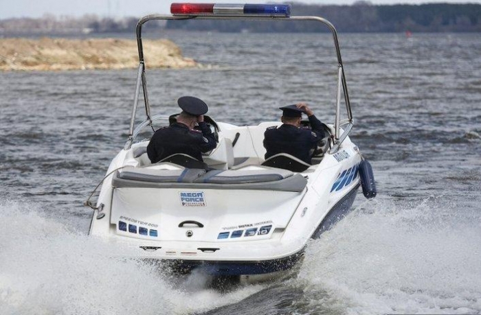 Закарпатцям пропонують роботу в рибоохоронному патрулі: сучасна техніка, паливо та зарплата 9 тис. грн