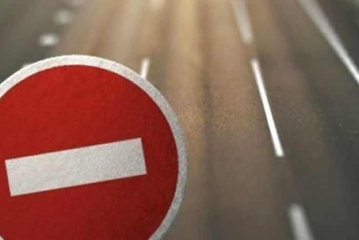 Перекрито вулицю Льва Толстого в Ужгороді: як їхати