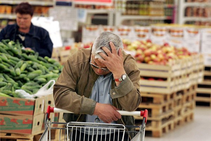 Не лише бензин: на Закарпатті подорожчали продукти харчування та "комуналка"