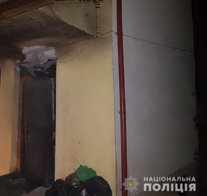 Пожежа в смт. Ясіня: поліція розшукує чотирьох причетних