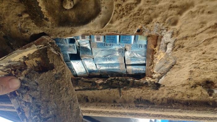 Закарпатські митники викрили недобросовісного "пересічника" і відібрали «Volkswagen Touareg» 