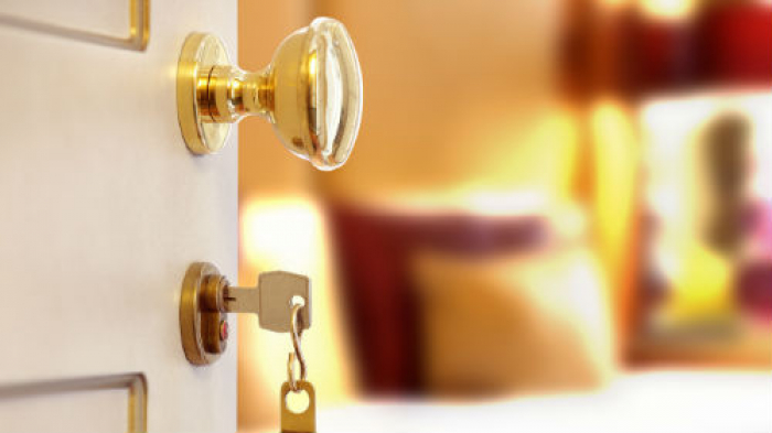 Щорічна "квартирна" перереєстрація містян триває в Ужгороді