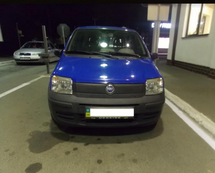 Зупинена іномарка на кордоні зі Словаччиною виявилася в базі Інтерполу