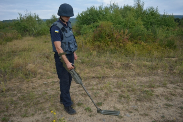 Ехо війни: на Закарпатті знищили великий арсенал зброї часів Другої світової війни
