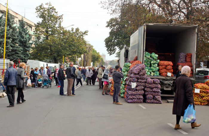 Через ярмарок в Ужгороді перекриють вул. Толстого: водіїв просять планувати рух містом