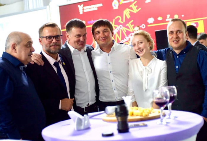 Георгій Молчанов став першим малим виноробом України, який отримав ліцензію за спрощеною системою