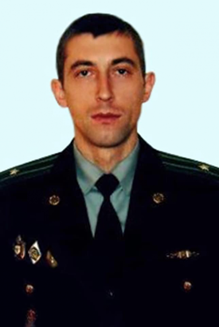 Прикордонника, що загинув унаслідок наїзду закарпатським контрабандистом на авто, поховають сьогодні