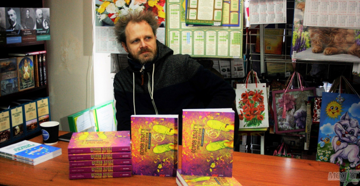 В Ужгороді 3 грудня розпочинається всесвітньовідомий проект – "Письменник за прилавком"