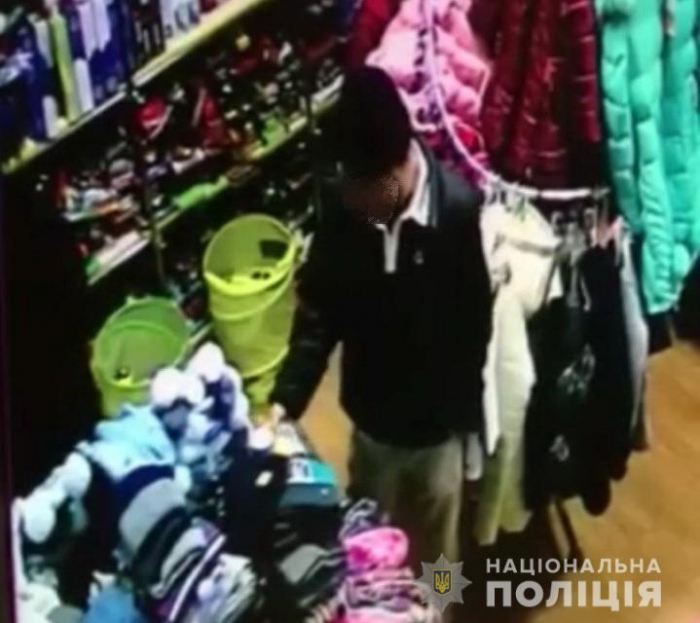 У Рахові крадія, який примудрився скоїти 14 злочинів, зафіксувала камера спостереження