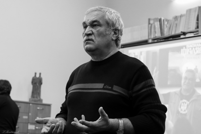 Василь Шкляр: "Легко бути патріотом у Галичині, на Волині, навіть у Києві чи Ужгороді"