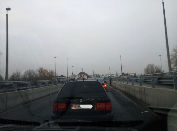 В Угорщину – за знижками: Чи є черги у Чорну п'ятницю на КПП Чоп-Загонь?