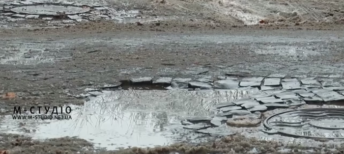 Ремонт по-мукачівськи: вся у вибоїнах вулиця на папері – відремонтована