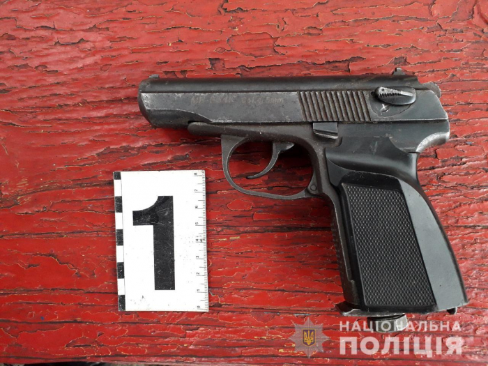 Розбійний напад на Рахівщині: озброєних злочинців у масках затримали місцеві мешканці