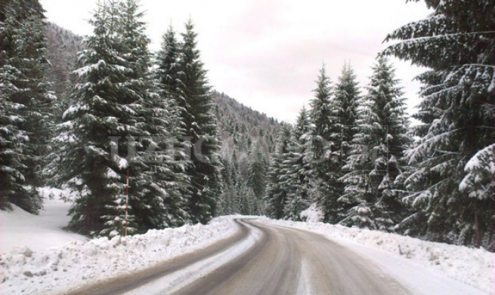 Яка ситуація на дорогах Закарпаття? Дізнавалися журналісти (ВІДЕО)