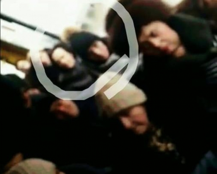 Пасажирка буса в місті по той бік Карпат напала на 22-річного хлопця!