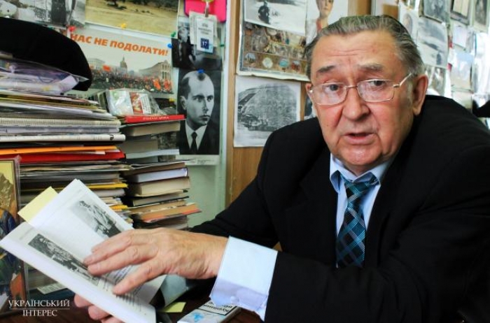 Всесвітньовідомий майстер, який посадив дівчинку з парасолькою на ніс комара, причетний до Закарпаття