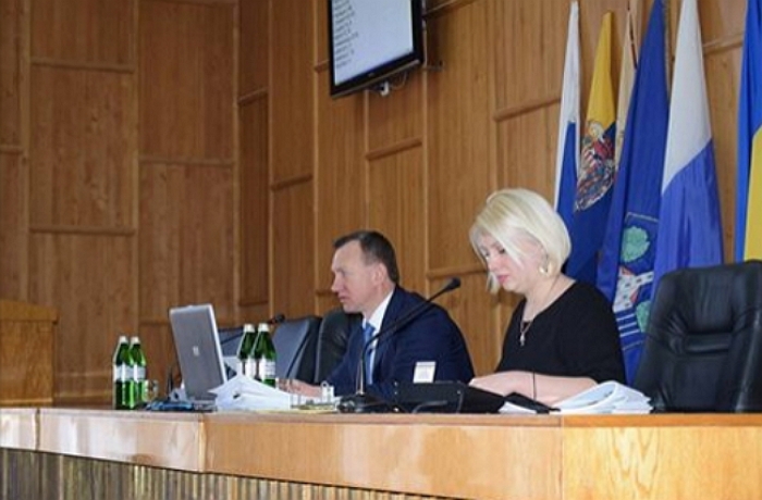 Хто працюватиме в Ужгородському міському центрі соціальних служб для сім'ї, дітей та молоді