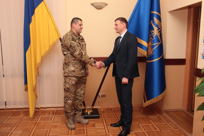 Податковий міліціонер Закарпаття повернувся із зони бойових дій на Донбасі